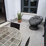 Casa Elena Pacos * フエンヒロラ