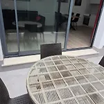 Casa Elena Pacos フエンヒロラ