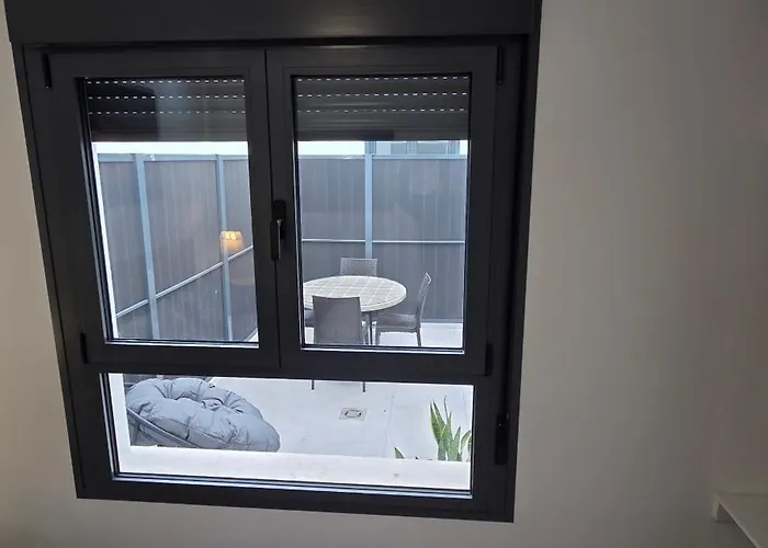 Casa Elena Pacos フエンヒロラ